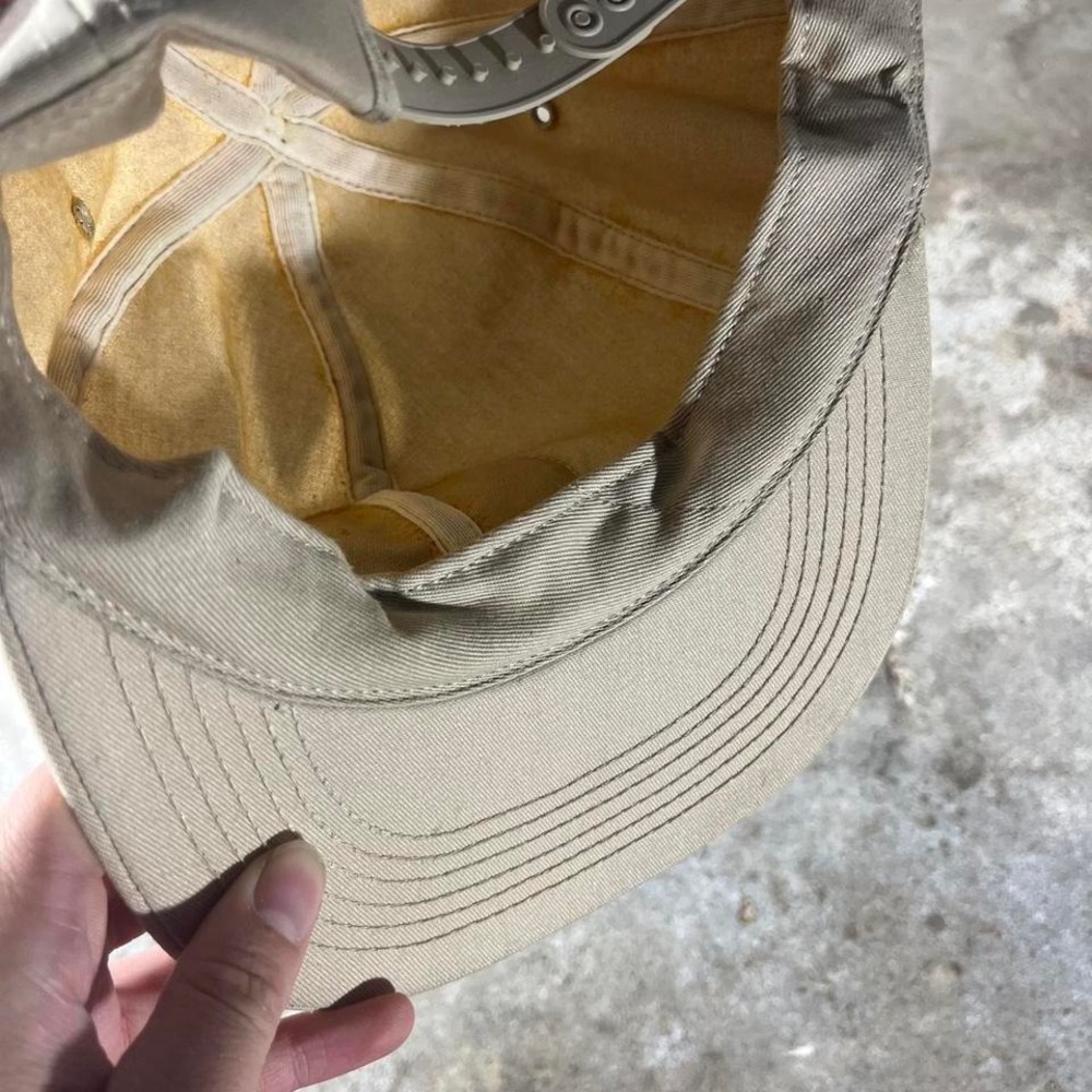 American Vintage Tan Cap with Embroidered Patch - Picture 4 of 5